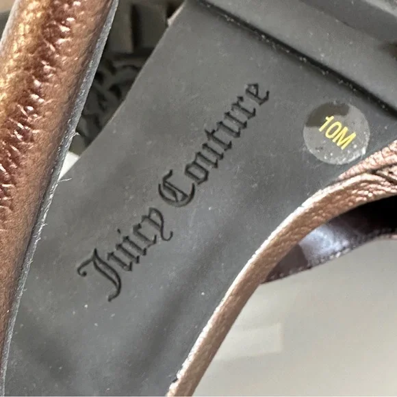 Juicy Couture Bronze Metallic Stiletto Heels 10 Textured Nappa Leather T-strap - Picture 9 of 13